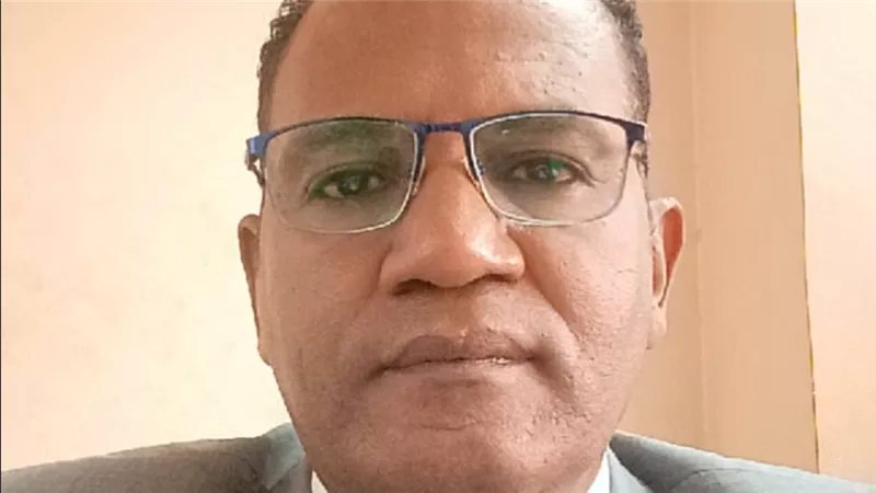 تكليف نميري مرسي بتسيير أعمال رئيس الإدارة المركزية للشئون القانونية بجامعة القاهرة