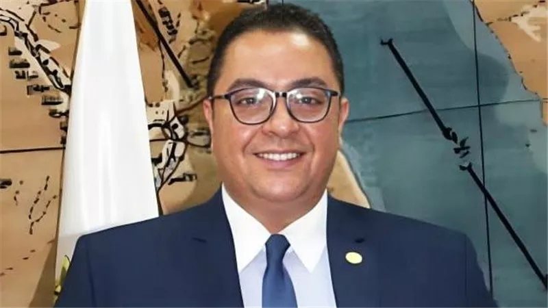بعد تجديد ندبه مستشارا لوزير التعليم العالي للأنشطة الطلابية، ننشر السيرة الذاتية للدكتور كريم همام