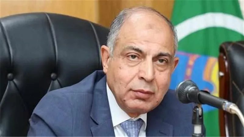 تخفيفا عن المواطنين، محافظ المنيا يعلن استمرار منافذ خفض الأسعار لمدة 6 أشهر إضافية
