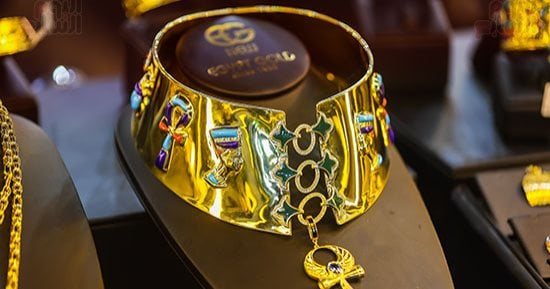 سعر الذهب عيار 24 اليوم الثلاثاء في مصر.. يسجل 7046 جنيها
