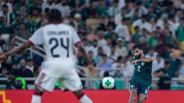 السعودية تهزم الإمارات بثنائية وتتوج بكأس خليجي 27