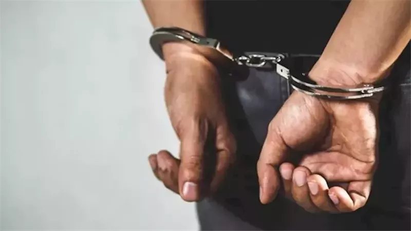 تخفيف سجن مسجل خطر متهم بالسرقة بالإكراه وحيازة سلاح ناري في حلوان إلى 7 سنوات