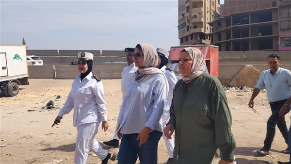 حملة لإزالة الإشغالات بشبرا الخيمة تستهدف شوارع أحمد عرابي وأم بيومي ونوبار