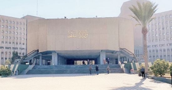 وزير النفط العراقى: تطوير حقول كركوك يرفع الإنتاج إلى 450 ألف برميل يومياً