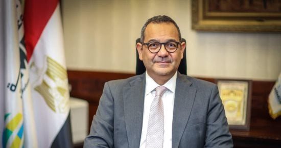 مصطفى حسن: نعمل على تنفيذ توجيهات الدولة بإتاحة فرص للمشاركة المتميزة فى معرض تراثنا