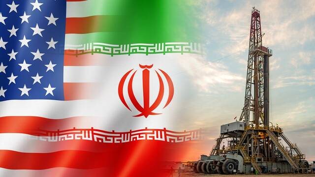 النفط يرتفع بأكثر من 5% وسط تصاعد التوترات بالشرق الأوسط