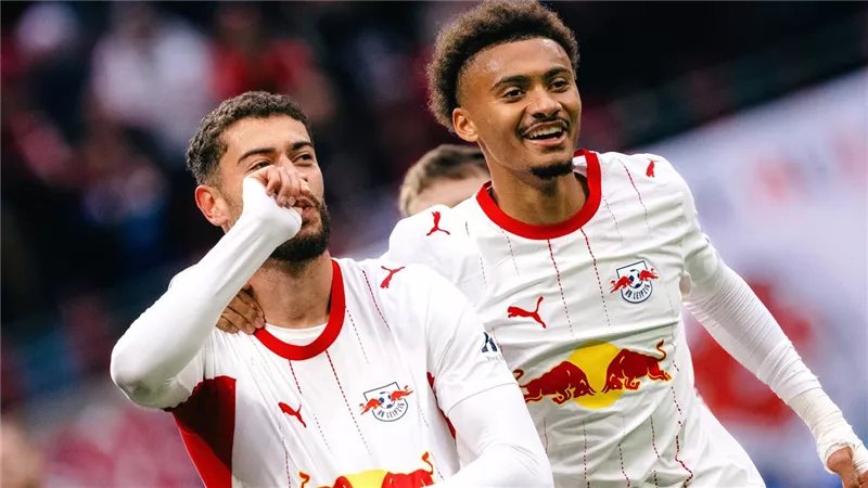 لايبزيج يقسو على الفيرسبيرج برباعية في الدوري الألماني