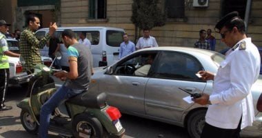 حملات مرورية لرصد المخالفات بمحاور القاهرة والجيزة
