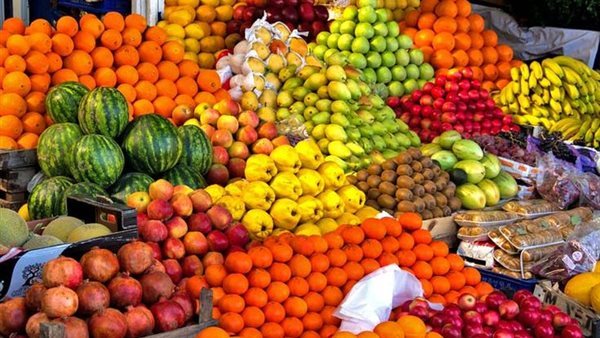 أسعار الفاكهة اليوم، ارتفاع الكاكا وانخفاض يصل إلى 20 جنيها في المانجو