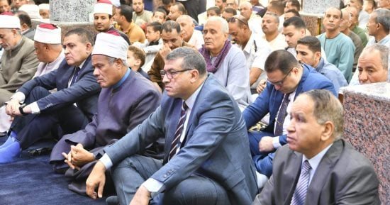 محافظ قنا يفتتح مسجد "الرحمة" بنجع سالم فى نجع حمادى