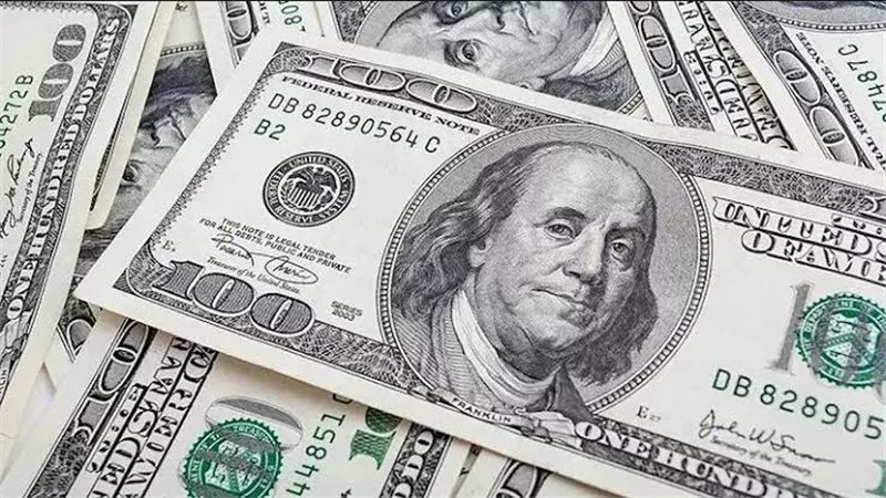 تخطى الـ 56 جنيها، الدولار يواصل قفزاته في البنوك المصرية