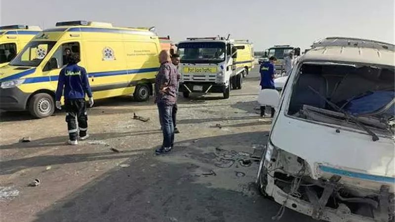 ارتفاع ضحايا حادث تصادم أتوبيس وتريلا على الطريق الغربي بالفيوم