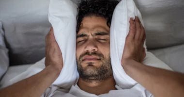 بتعوض النوم فى الإجازة؟.. «دين النوم» قد يضر قلبك ومخك ووزنك
