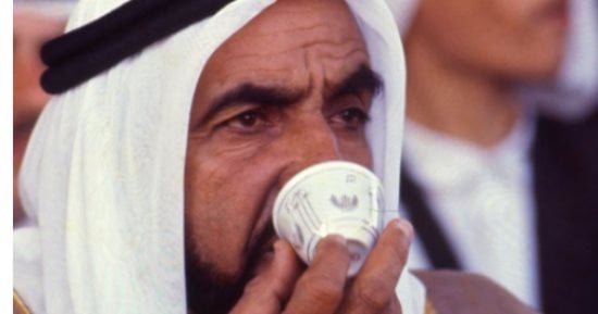 في اليوم العالمى للقهوة.. اعرف الوصفة الخاصة لفنجان قهوة الشيخ زايد (صور)