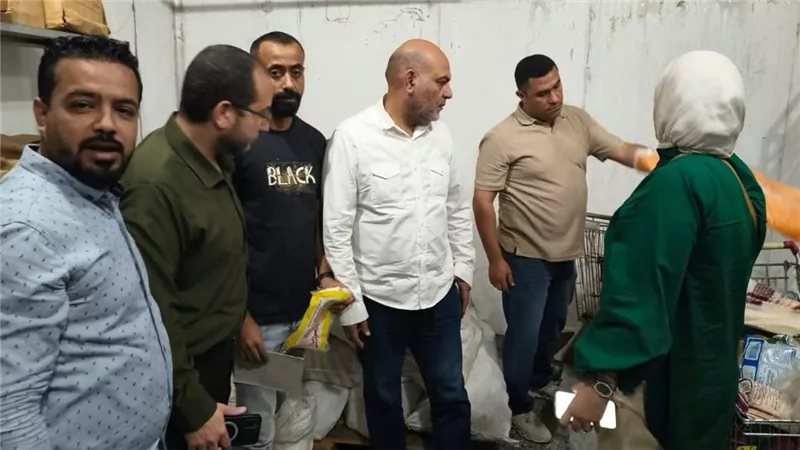 ضبط طن دواجن وهياكل وأجزاء غير صالحة في حملة رقابية بالعبور
