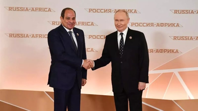 تفاصيل نشاط الرئيس السيسي في روسيا والمجر (فيديو وصور)