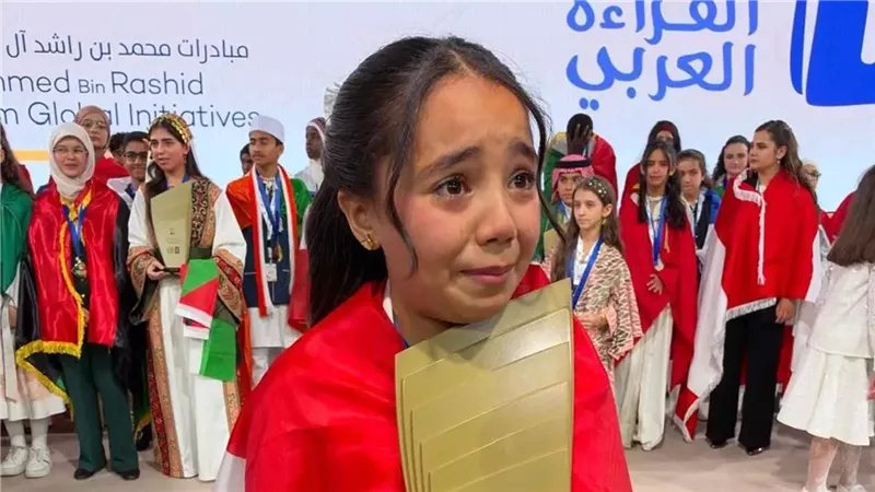 والد بطلة تحدي القراءة العربي: والدتها صاحبة الفضل الأكبر في صقل موهبة ميار