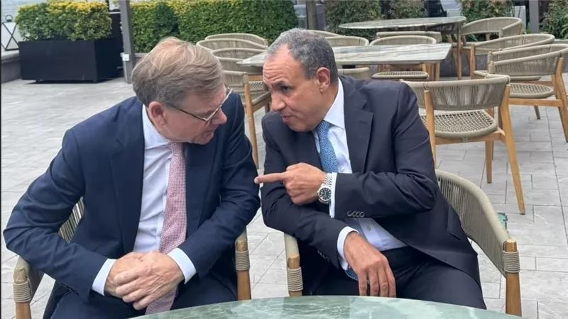 وزير الخارجية يبحث مع نظيره الألماني تعزيز تدفقات الاستثمارات الألمانية إلى مصر