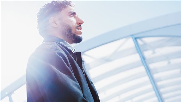 عمر مرموش يستعد مع توتنهام هوتسبير لمواجهة مانشستر يونايتد (فيديو)