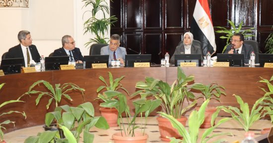 مجلس جامعة الإسكندرية يشيد بمنتدى مصر 2026 ويناقش تعزيز التميز الأكاديمي والبحثي