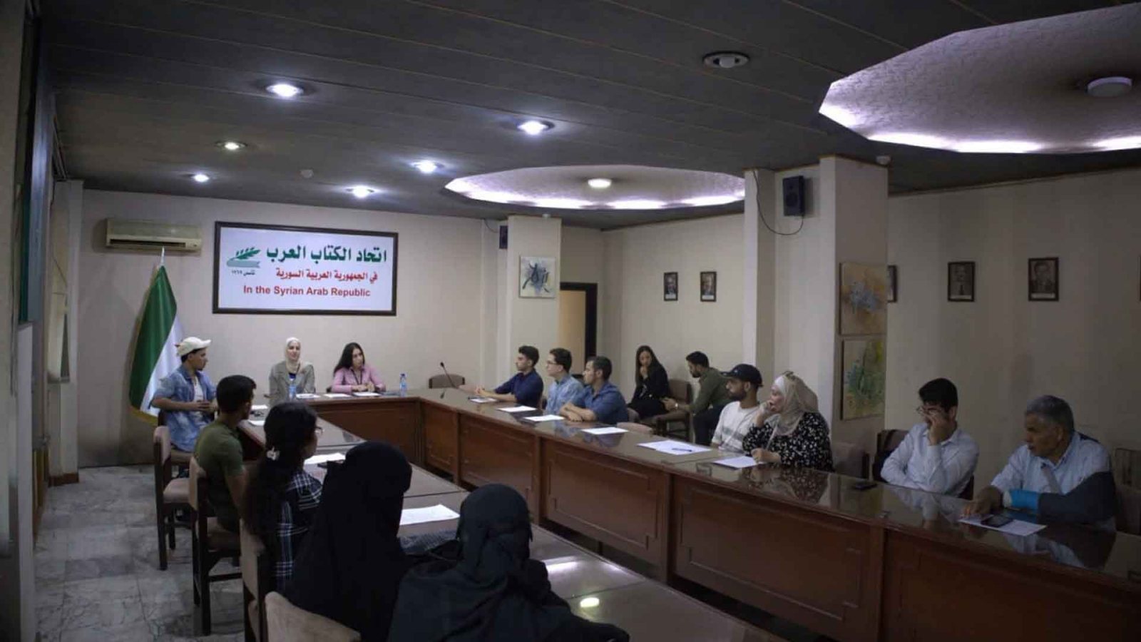 اتحاد الكتاب يطلق “نادي الأصدقاء” لاستقطاب الشباب السوري المهتم بالأدب