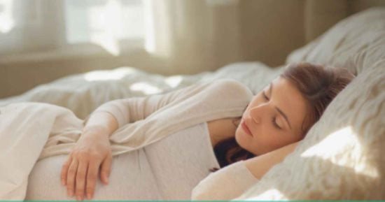 ليه النوم بيهرب منك فى آخر الحمل؟.. 5 أسباب لأرق الحوامل ونصائح لنوم أفضل
