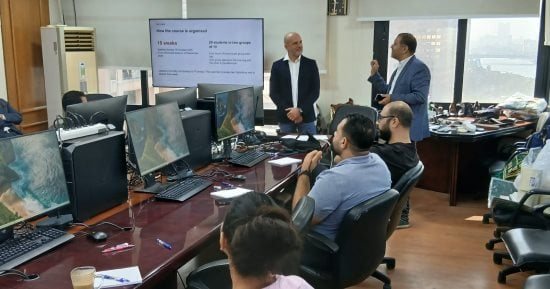 غرفة صناعة الجلود تنظم دورة تدريبية لتطوير تصميم الأحذية والمصنوعات الجلدية