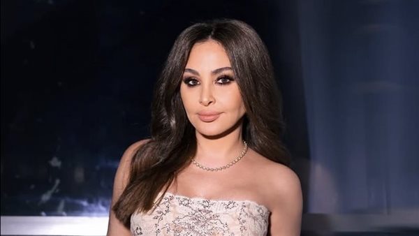 بـ15 أغنية وتوليفة عربية، إليسا تحسم عودتها بألبوم جديد بعد غياب عامين
