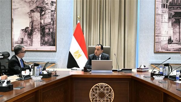 مدبولي يتابع خطة التنمية مع وزير التخطيط، 5.4% نموا و3.7 تريليون جنيه استثمارات مستهدفة