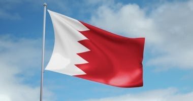 للمقيمين فى البحرين.. غدًا بدء تطبيق برنامج الضمان الصحي.. اعرف الشروط