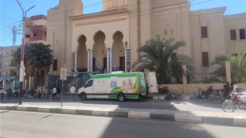 تطعيم 43 ألف طفل ضد الحصبة والحصبة الألمانية بالوادي الجديد بنسبة إنجاز 86%