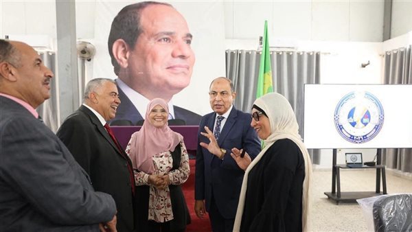 لخدمة 125 ألف معلم وطالب، محافظ المنيا يفتتح مركز التنمية المهنية بأبو شناف