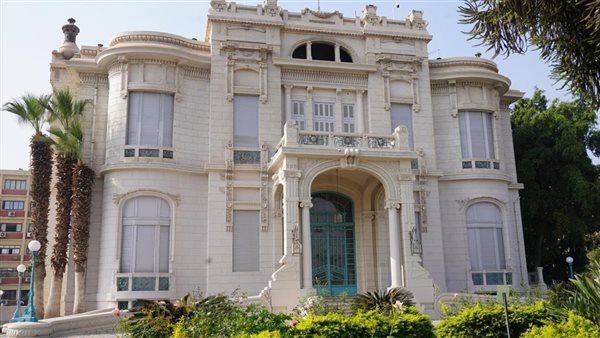 بالتعاون مع صندوق تحيا مصر، جامعة عين شمس تطلق قافلة تنموية شاملة لـ حلايب وشلاتين وأبو رماد