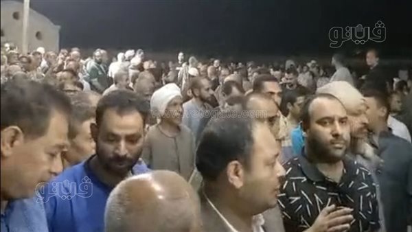 الآلاف يشيعون جنازة النائبة أماني أبوسحلي بمسقط رأسها بفرشوط (فيديو)