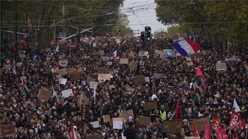 الداخلية الفرنسية: 410 آلاف شخص شاركوا في مظاهرات اليوم