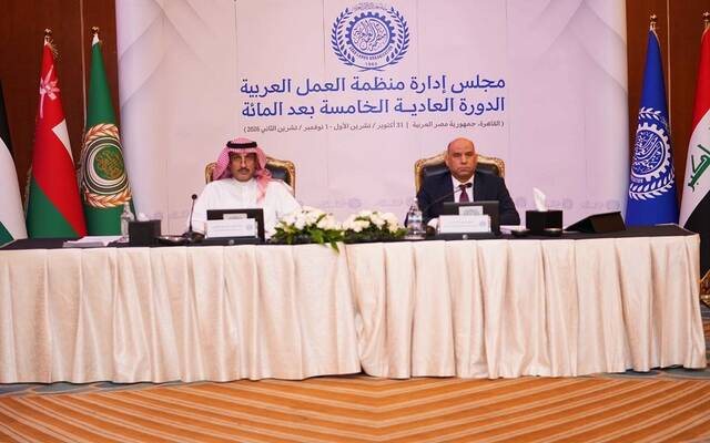 انتخاب وزير العمل المصري رئيسًا لمجلس إدارة منظمة العمل العربية بالإجماع
