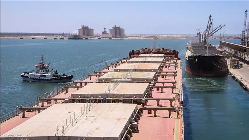 استيراد ​15356 طن حديد، حركة الملاحة بميناء دمياط خلال 24 ساعة