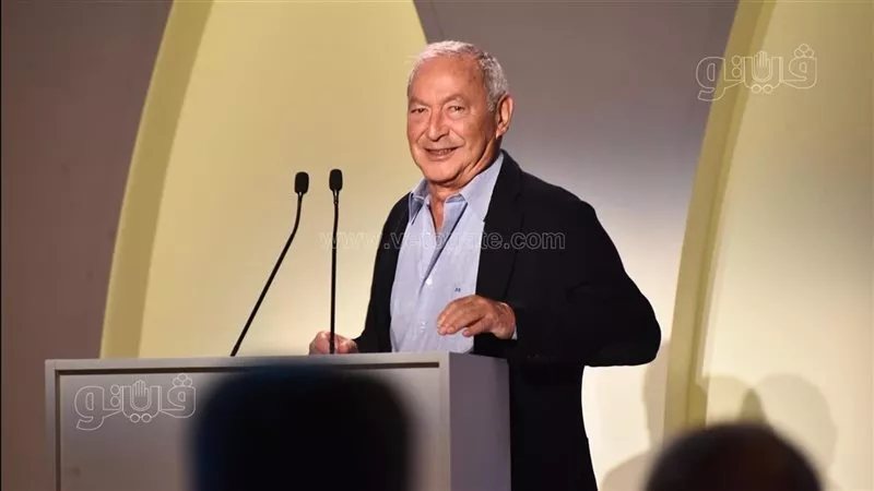 سميح ساويرس يتفقد فعاليات مهرجان الجونة السينمائي (فيديو)