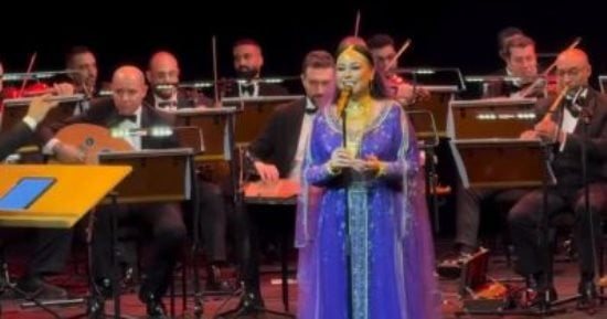 مروة ناجي تتألق بأغاني أم كلثوم فى احتفال يوم المرأة العمانية بالأوبرا