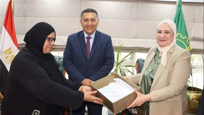 محافظ القليوبية يستقبل قيادات البنك الزراعي لبحث دعم الأسر الأولى بالرعاية