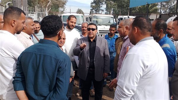 رئيس مياه القناة يتابع جاهزية معدات وسيارات الحملة الميكانيكية استعدادا لموسم الأمطار