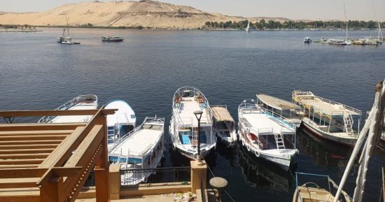 طقس حار نهارا وانخفاض الحرارة ليلا.. انتعاش السياحة الشتوية بأسوان