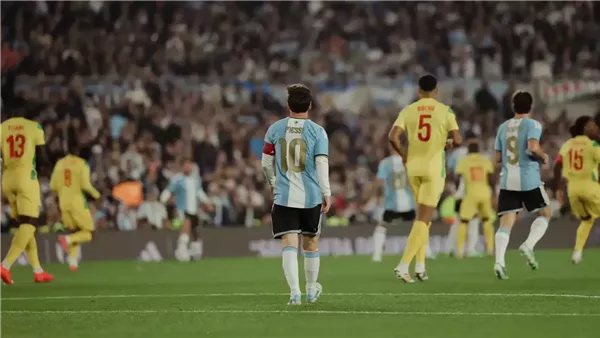 نهاية الأفضل، ميسي في رقصته الأخيرة يقود الأرجنتين لفوز مثير على بنين (فيديو)