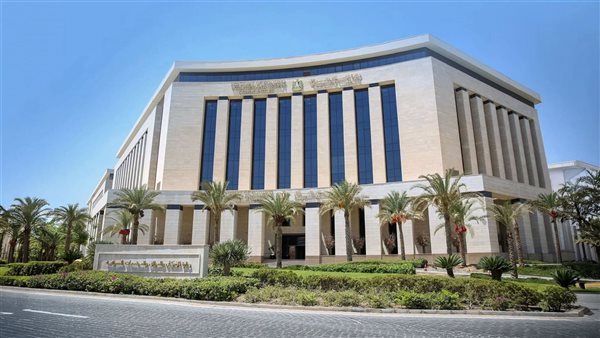 تخصيص 20 محلا تجاريا ووحدة إدارية بمزاد علني بمدينتي العاشر من رمضان والمنيا الجديدة