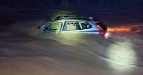 الأمطار تحاصر جنوب شرق كريت.. إجلاء عشرات الأشخاص من مناطق سياحية