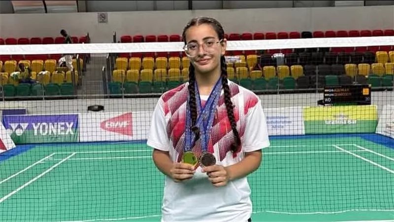 ملائكة محمد ترفع العلم المصري رفقة البسيوني في افتتاح أولمبياد الشباب بداكار 2026