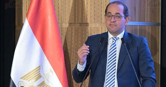 وزير المالية يحتفى بالموظفين الفائزين بجوائز التميز المؤسسى بمصلحة الضرائب
