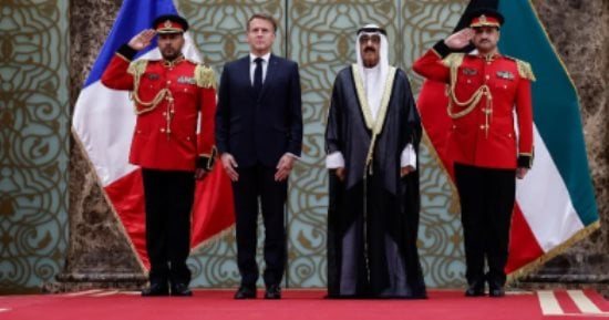 خلال زيارة ماكرون.. فرنسا والكويت توقعان 8 اتفاقيات