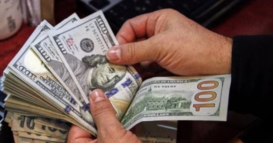 52.48 جنيه للبيع.. أعلى سعر للدولار السبت في مصرف أبو ظبي الإسلامي