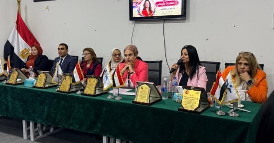 مجلس الشباب المصري والقومي للمرأة بالجيزة في ندوة تثقيفية لتمكين المرأة